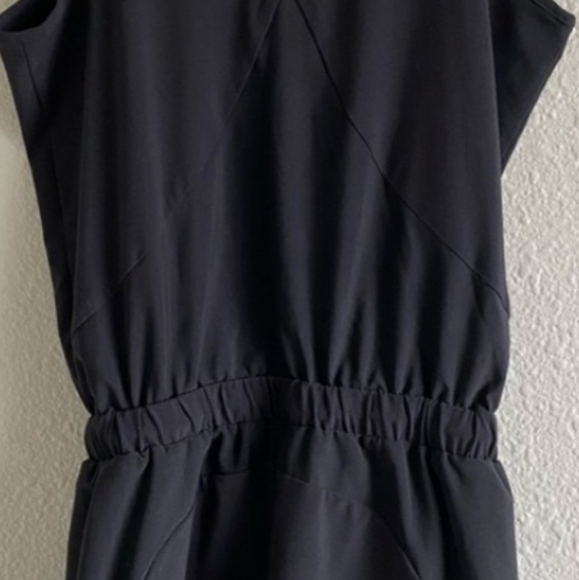 Athleta Girl On the Go Romper In Black Size  L (12) - Picture 7 of 16